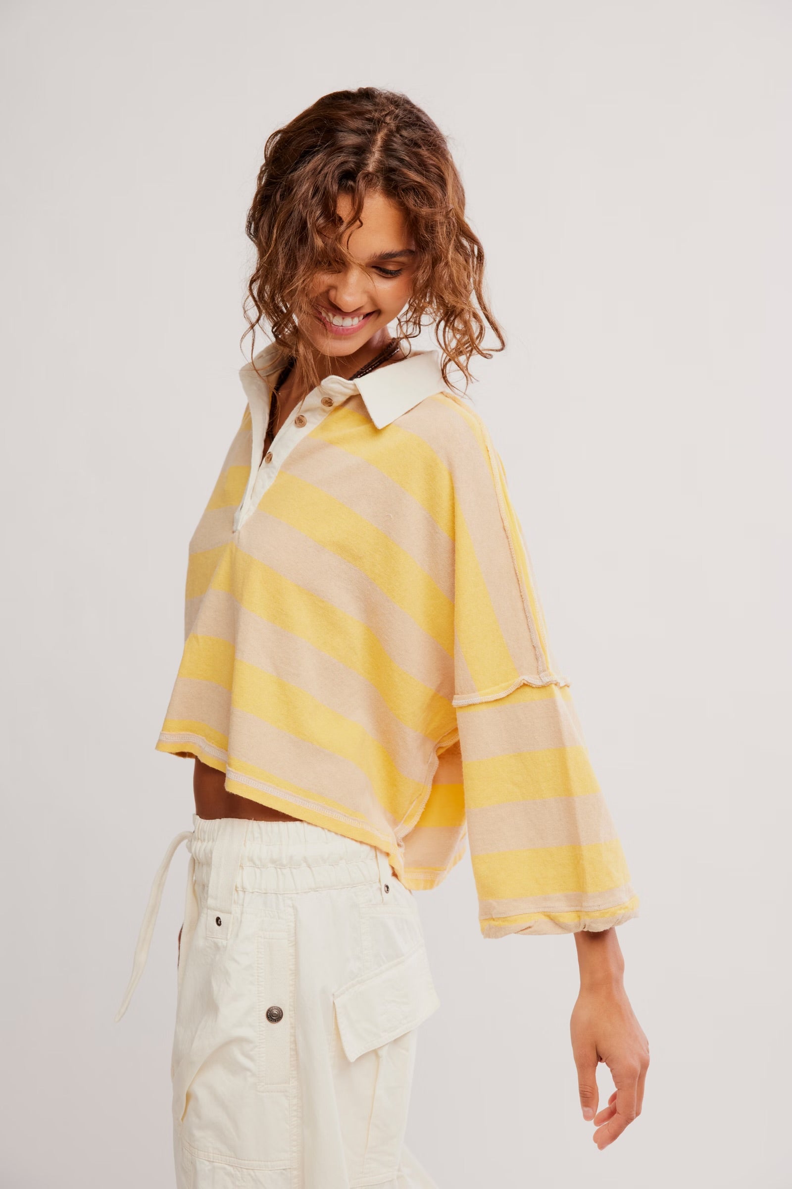 FREE PEOPLE AUGGIE TEE - OAT LATTE YELLOW