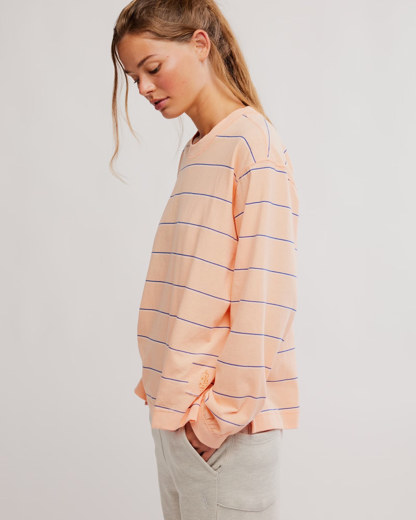 FREE PEOPLE HUSTLE LAYER TOP - AWNING STRIPE PEACH
