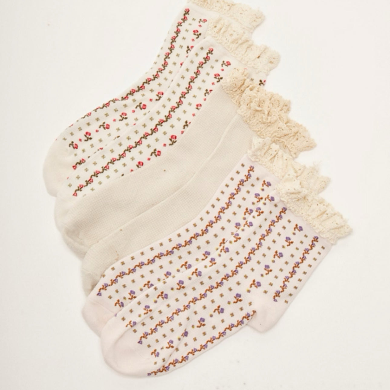FREE PEOPLE 3PK RUFFLE SOCKS - TAINTED LOVE
