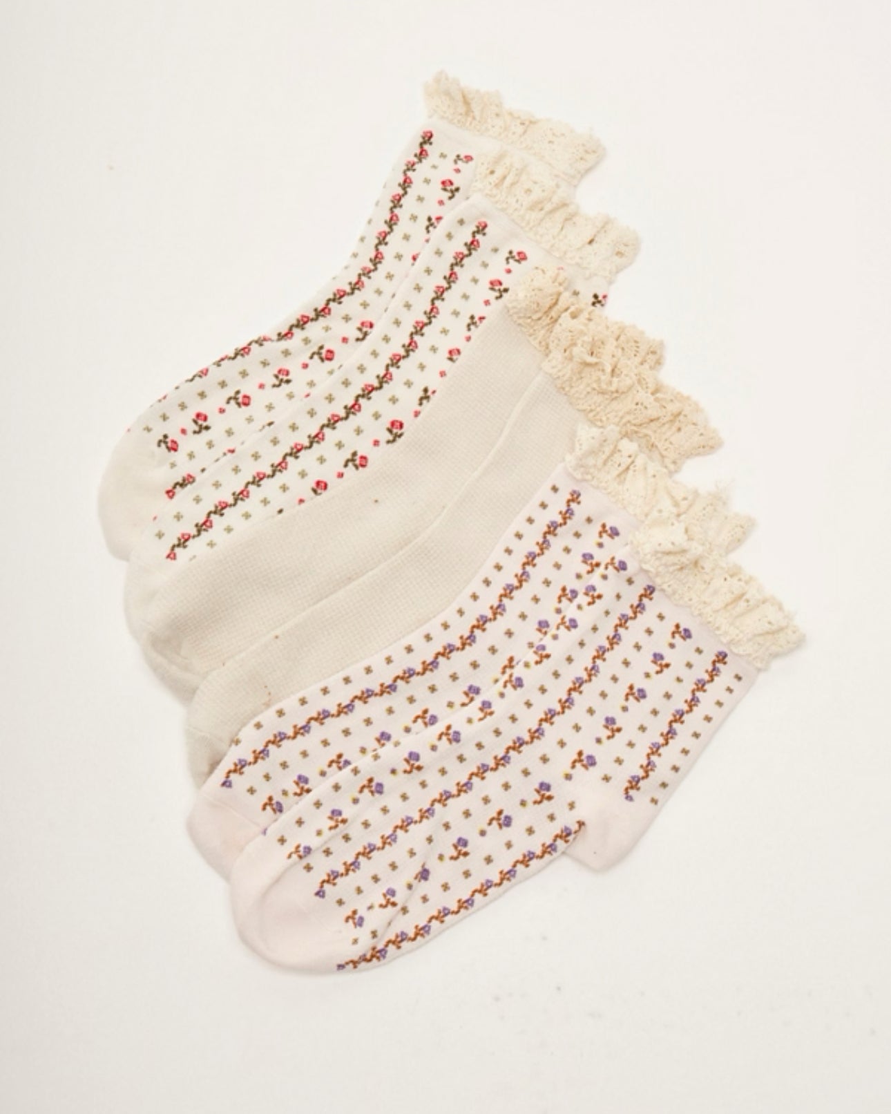 FREE PEOPLE 3PK RUFFLE SOCKS - TAINTED LOVE