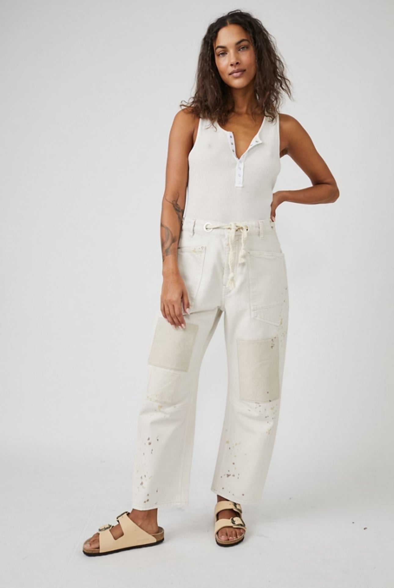 FREE PEOPLE MOXIE PULL ON BARREL JEANS - WHITE