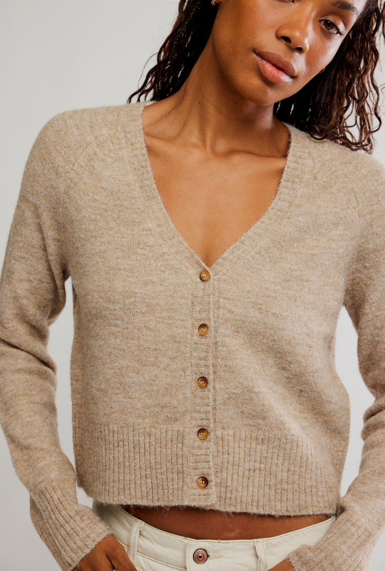 FREE PEOPLE SCHOOL GIRL CARDI - FEATHER GREY