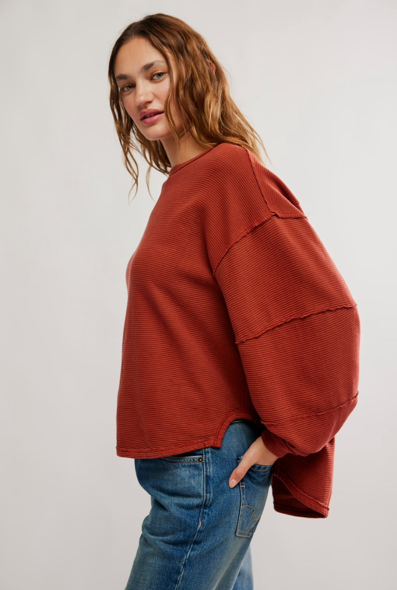 FREE PEOPLE TOTAL ECLIPSE TEE - SPICED RUM