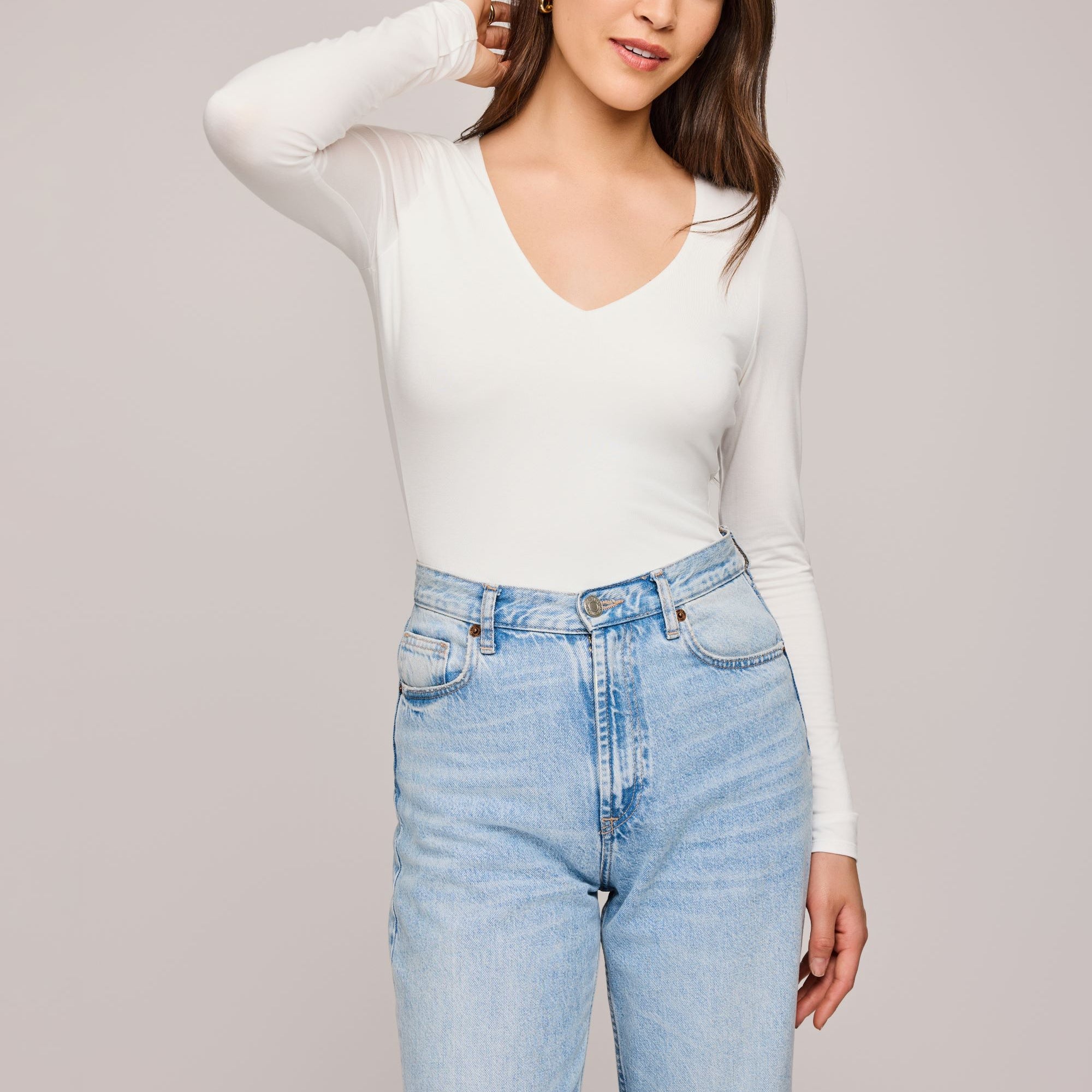 GENTLE FAWN LINETTE V NECK TOP - WHITE