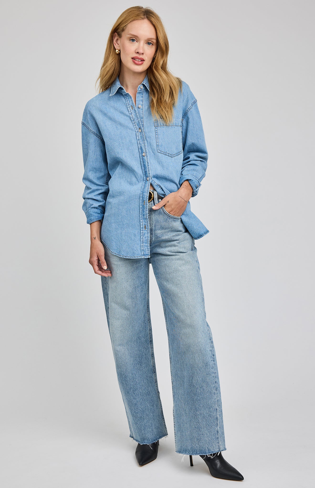 GENTLE FAWN WHITNEY DENIM BUTTON DOWN - LIGHT WASH