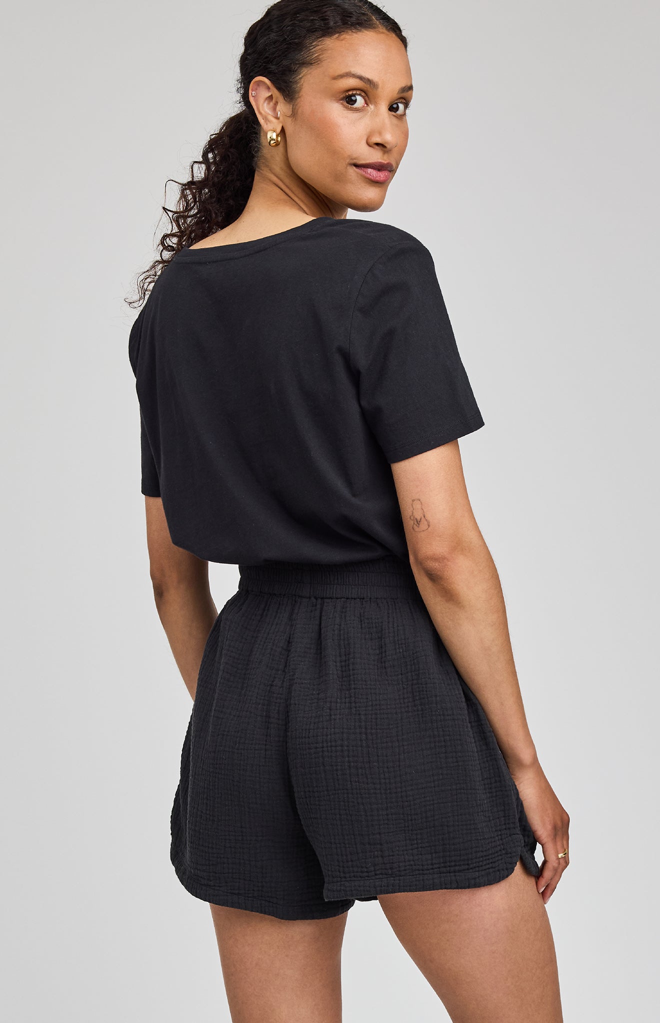 GENTLE FAWN VALERIA PULL ON SHORTS - BLACK