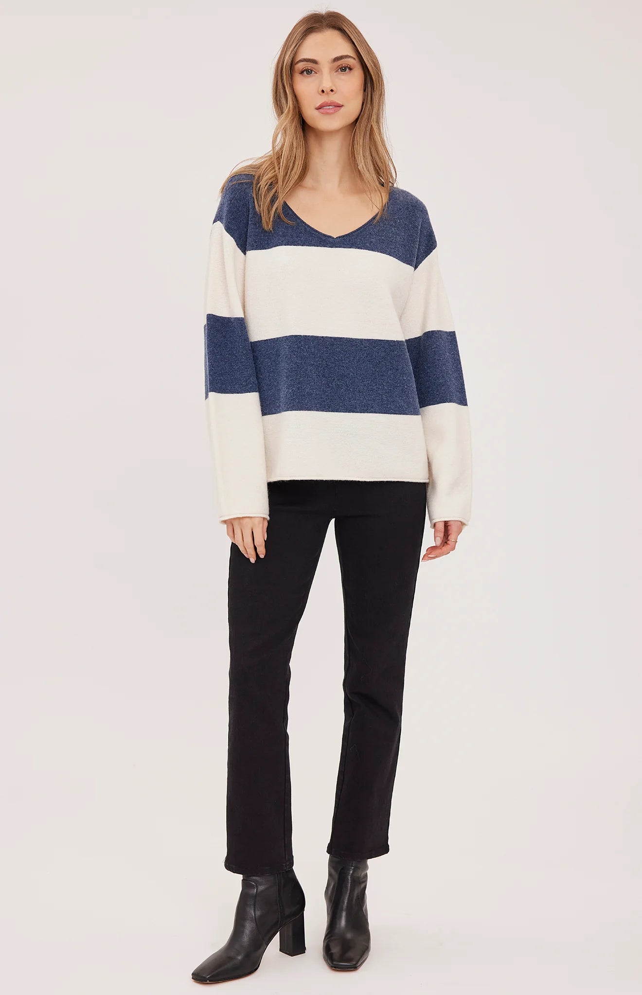 GENTLE FAWN ANNALISE V NECK SWEATER - NAVY STRIPE