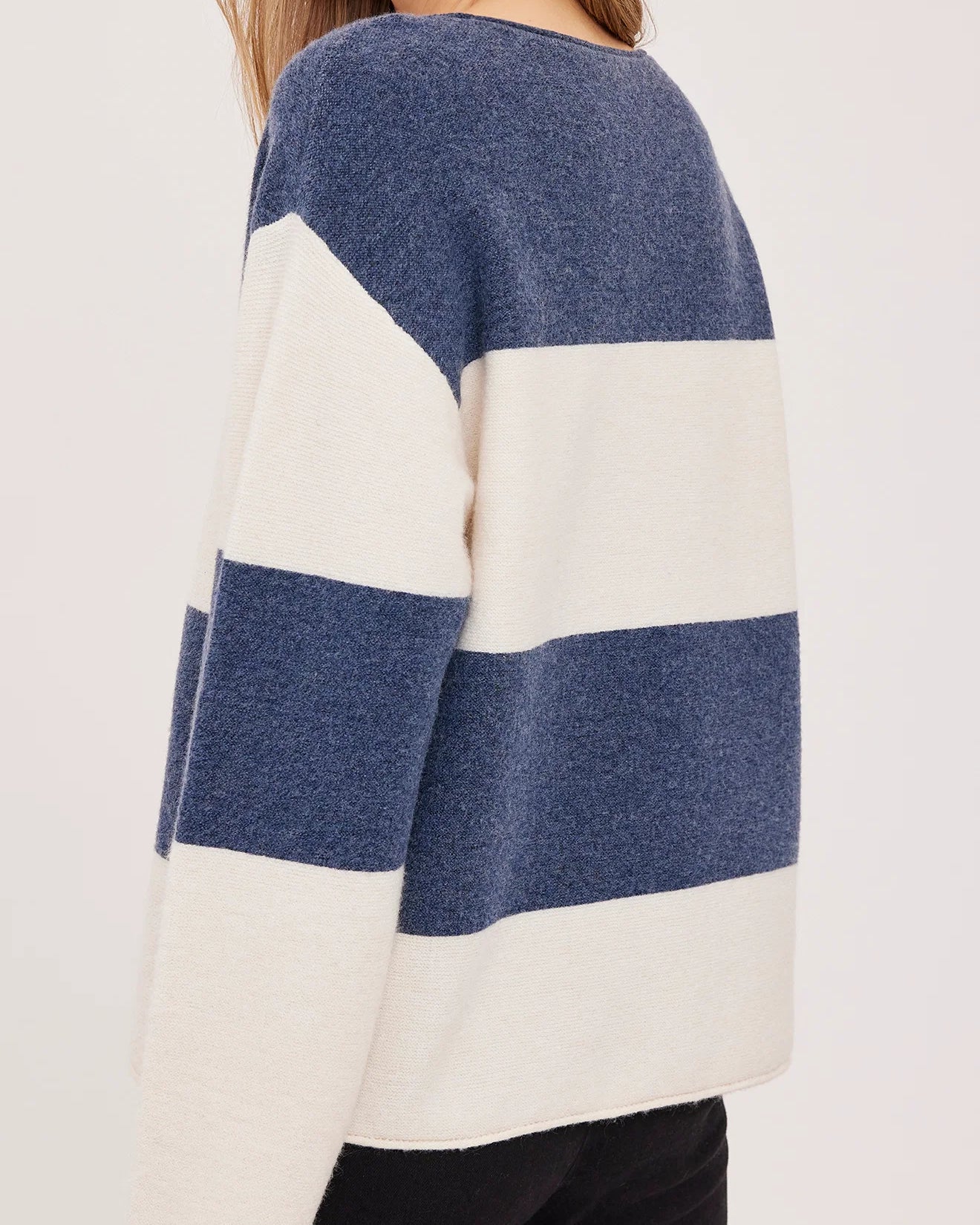 GENTLE FAWN ANNALISE V NECK SWEATER - NAVY STRIPE