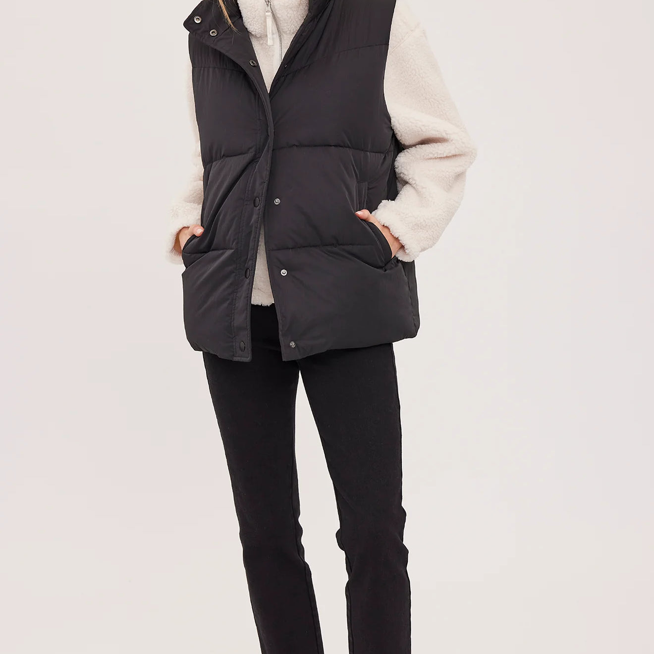 GENTLE FAWN SHILOH PUFFER VEST - BLACK