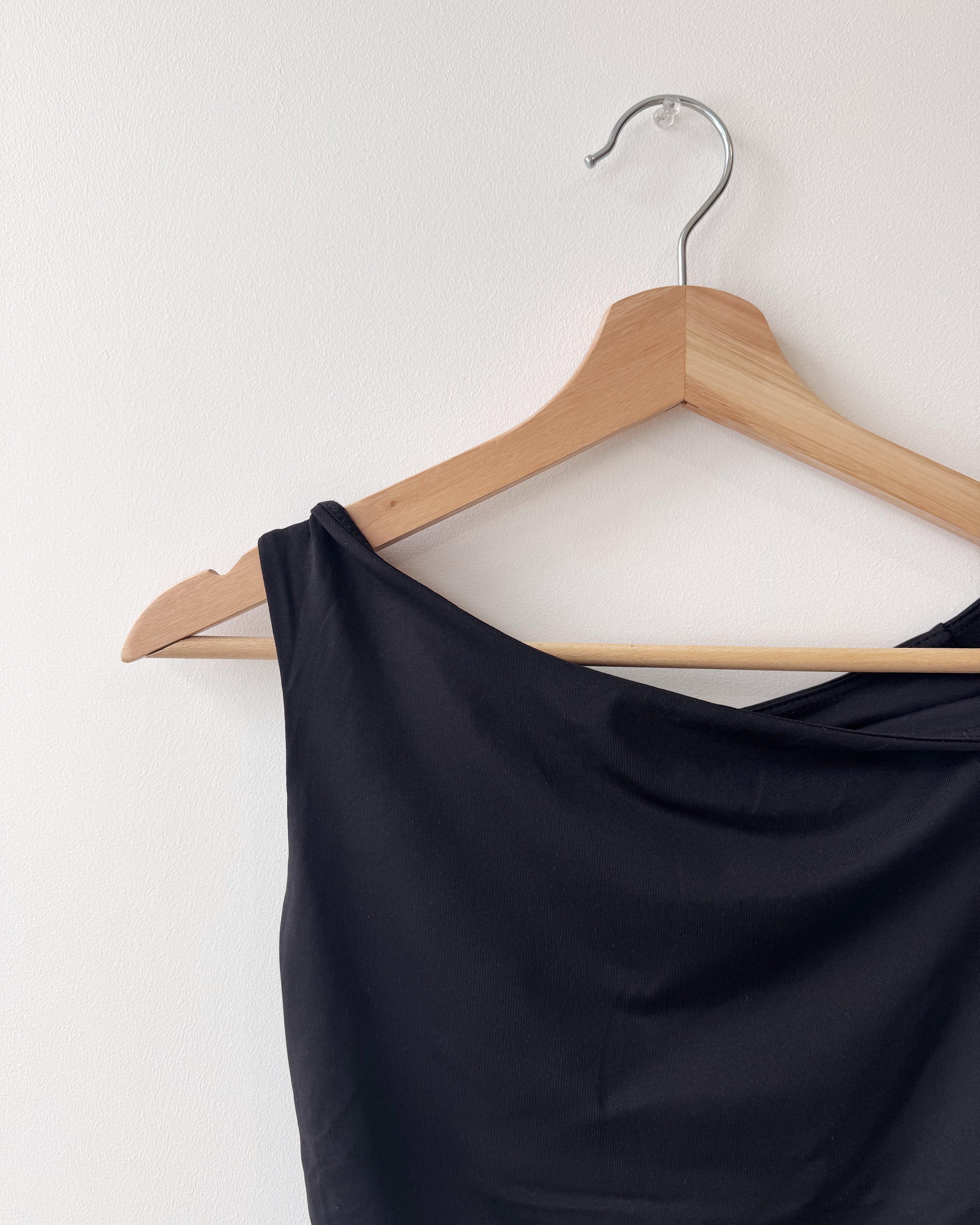 CHARLOTTE RUCHED TOP - BLACK