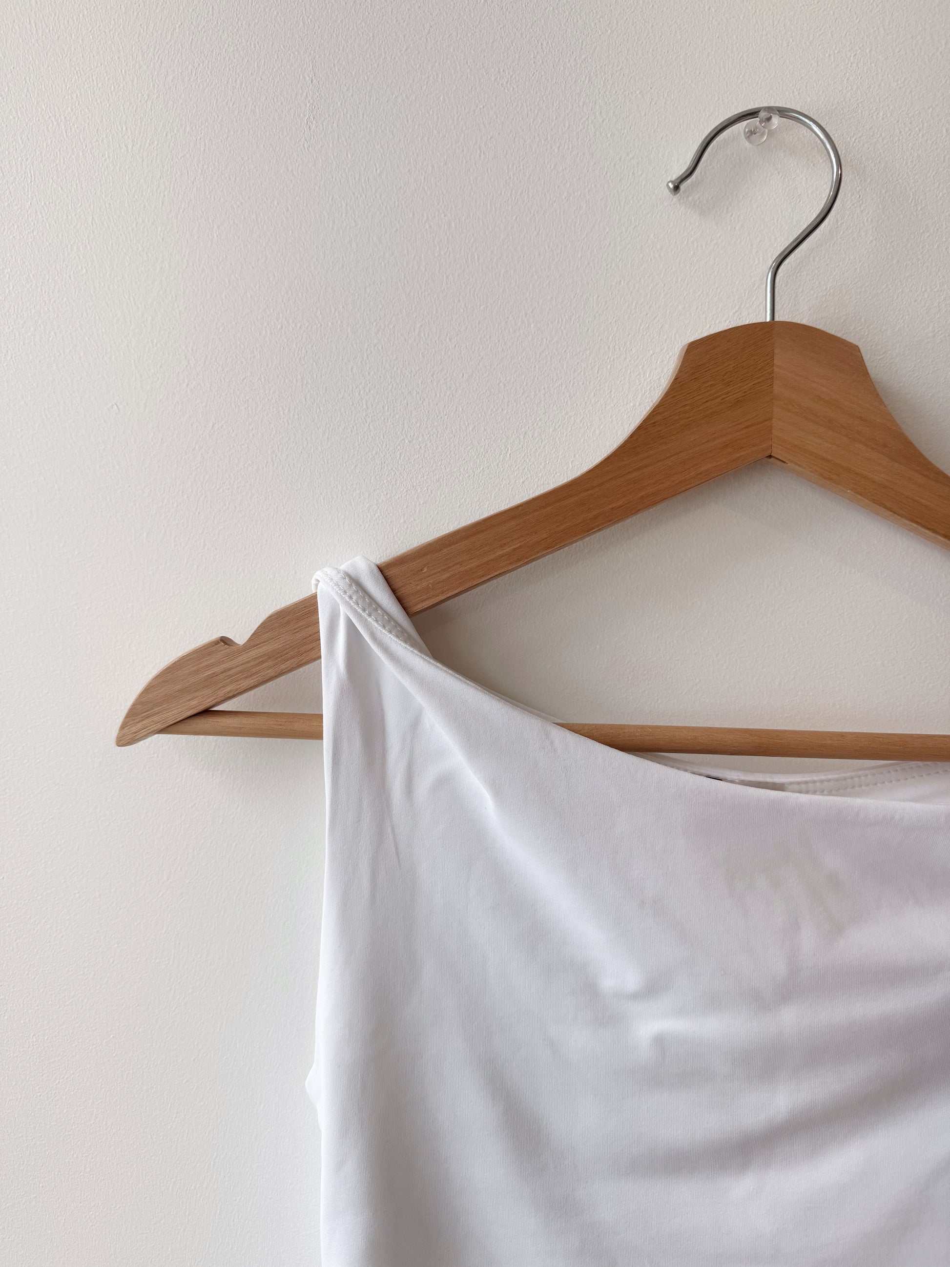 CHARLOTTE RUCHED TOP - WHITE