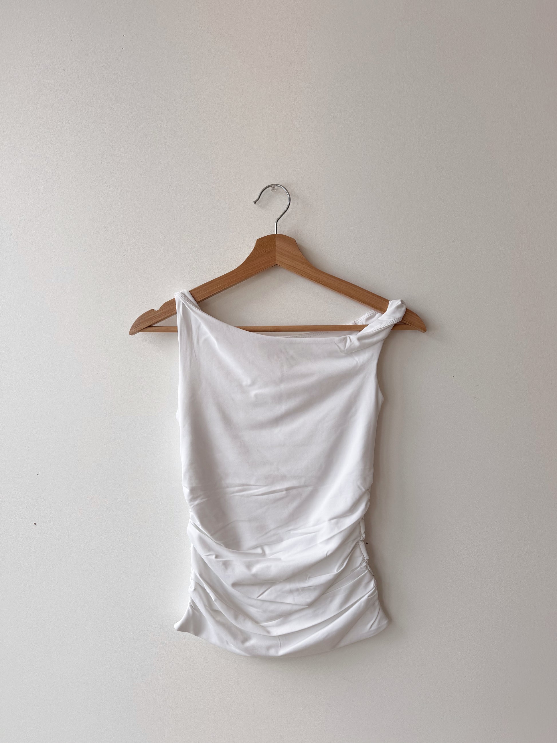 CHARLOTTE RUCHED TOP - WHITE