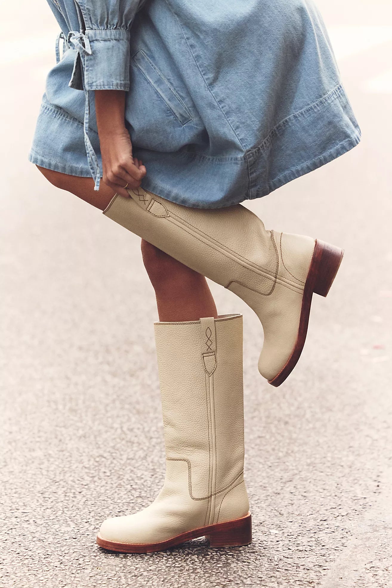 FREE PEOPLE BLAZE PULL-ON BOOTS - PARCHMENT LEATHER