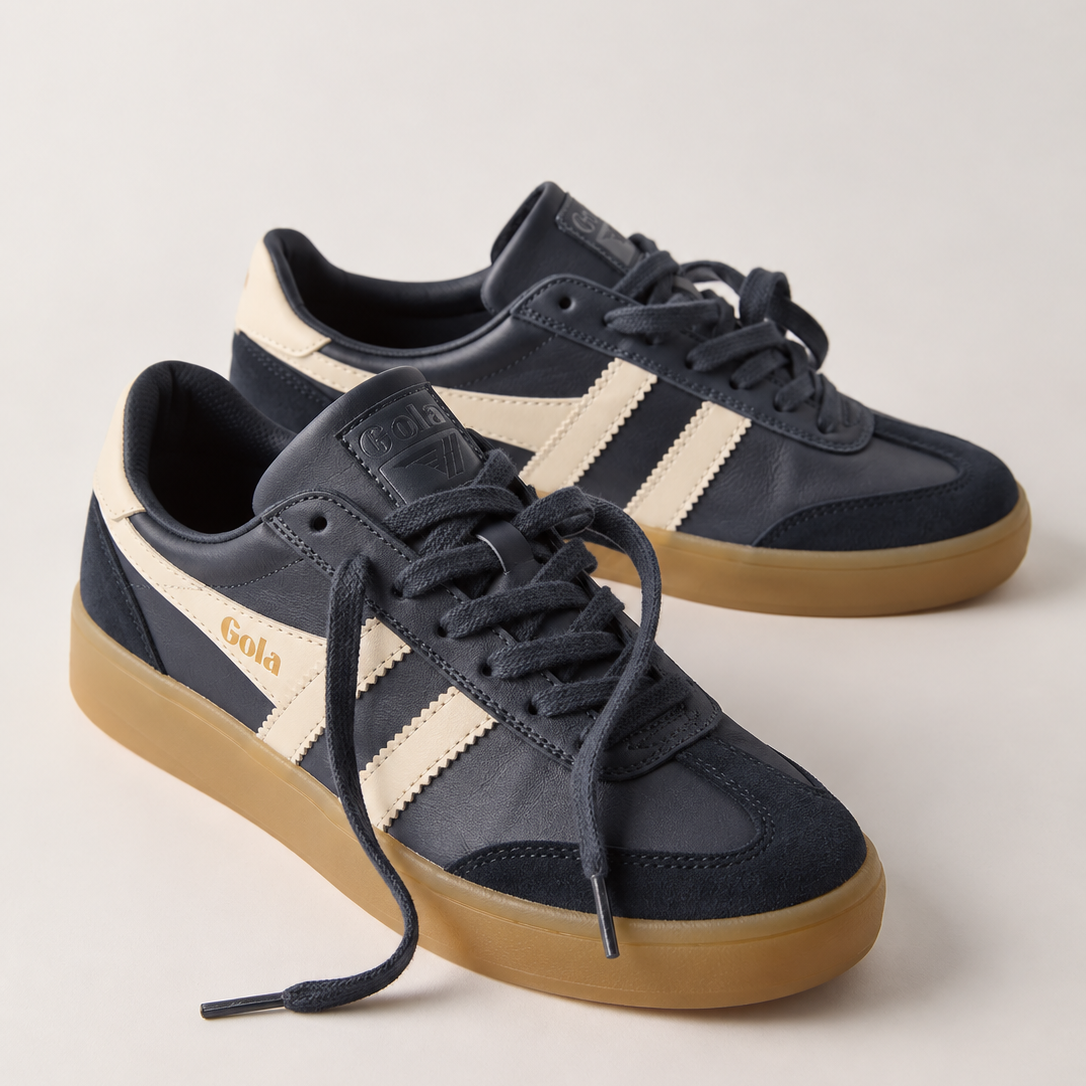 GOLA VIPER METALLIC TRAINER SNEAKER - NAVY. OFF WHITE.