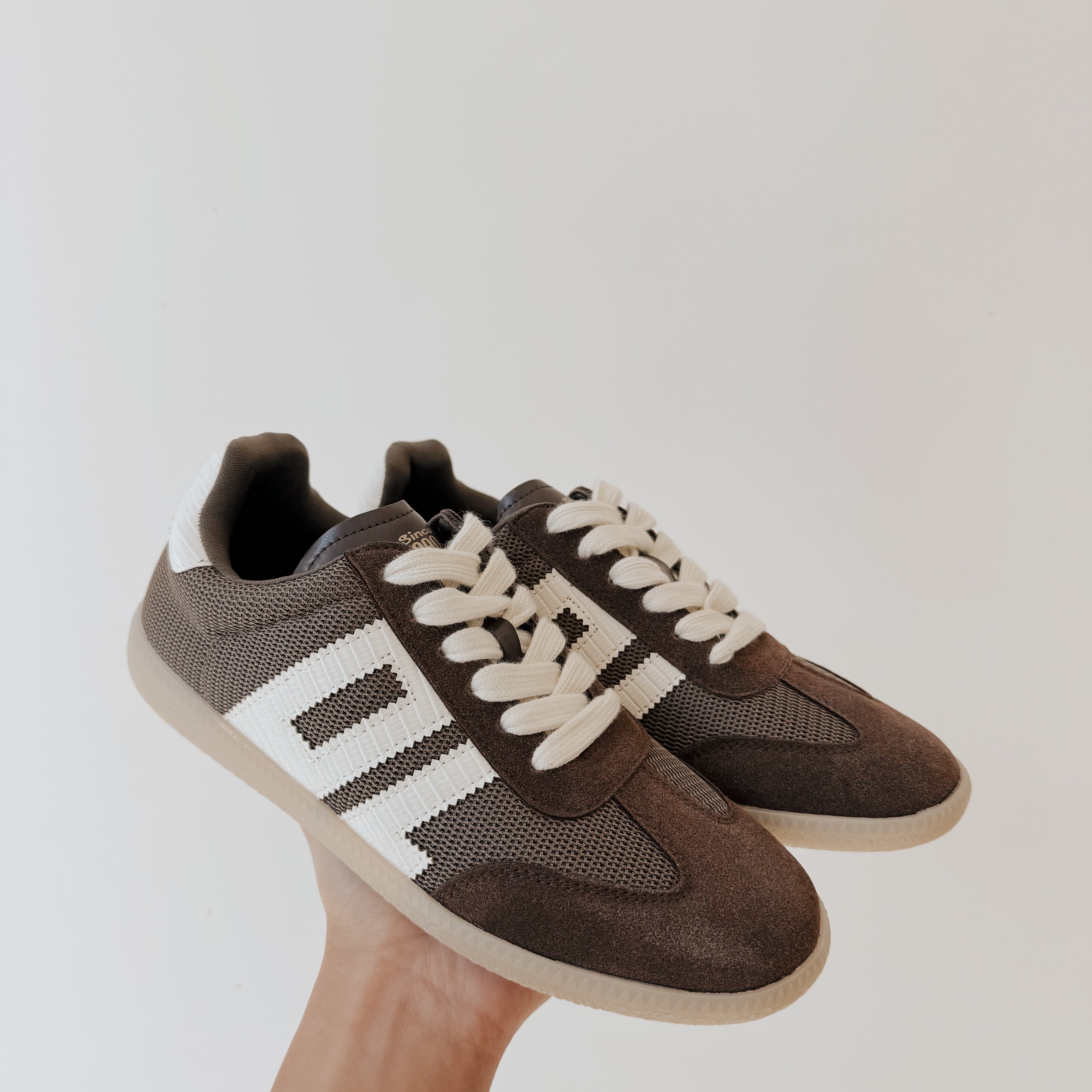 DIRTY LAUNDRY TRACKSTAR SNEAKER - BROWN