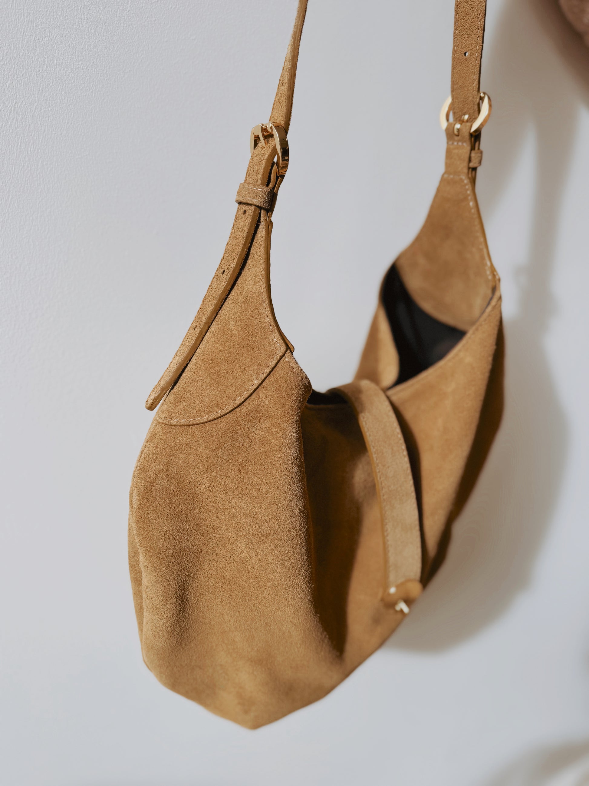 BRAVE LEATHER KELANI SUEDE BAG - OLIVETTA