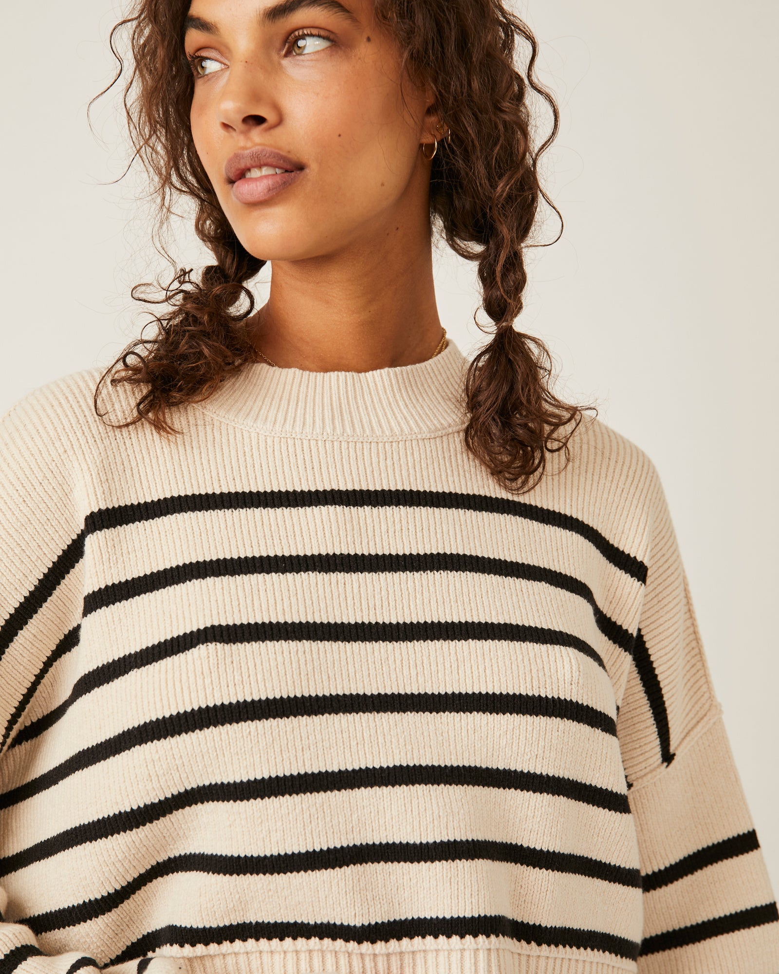 FREE PEOPLE EASY STREET CROP PULLOVER - PEARL COMBO