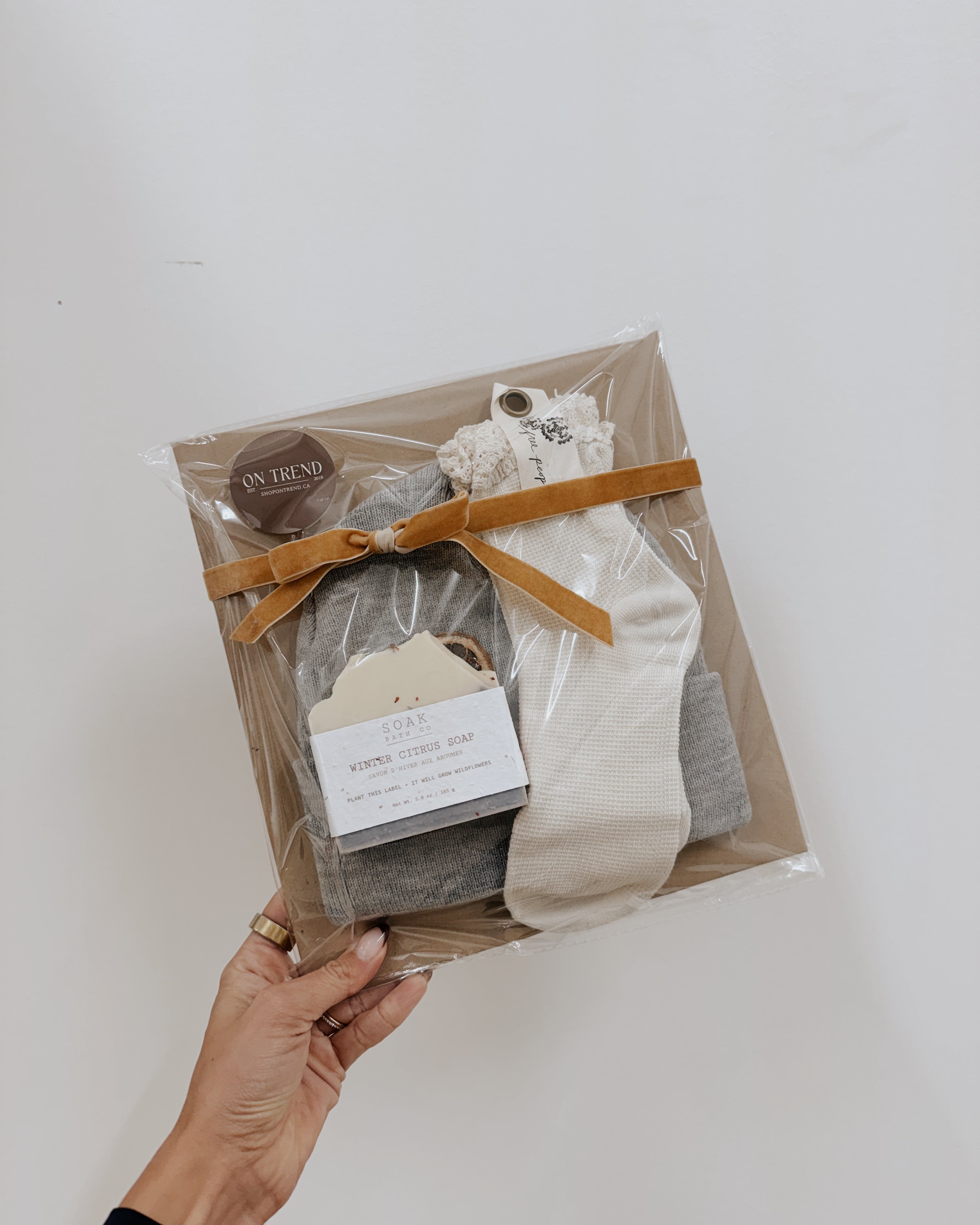 ON TREND GIFT SET #033