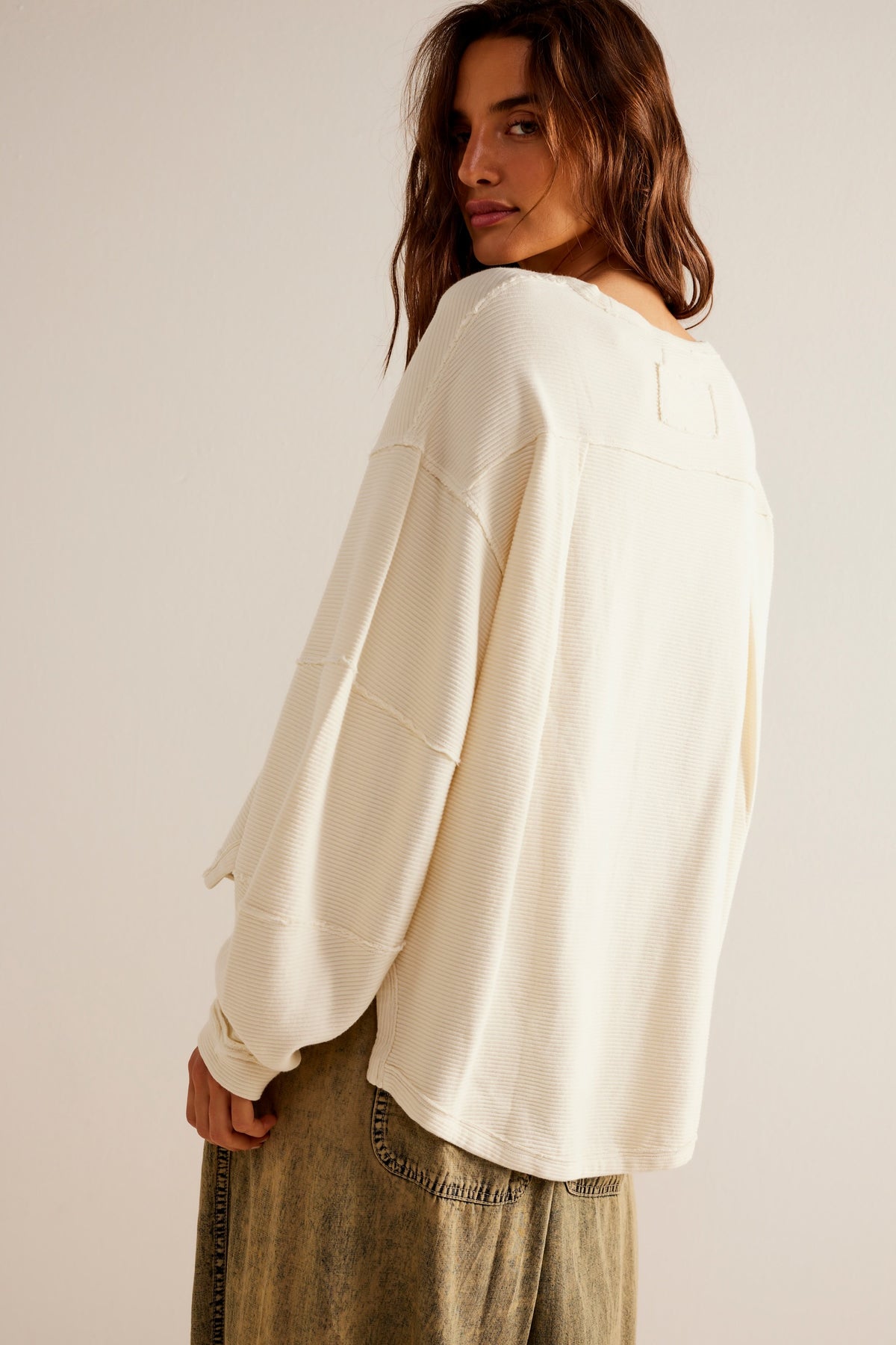 FREE PEOPLE TOTAL ECLIPSE TOP - TEA