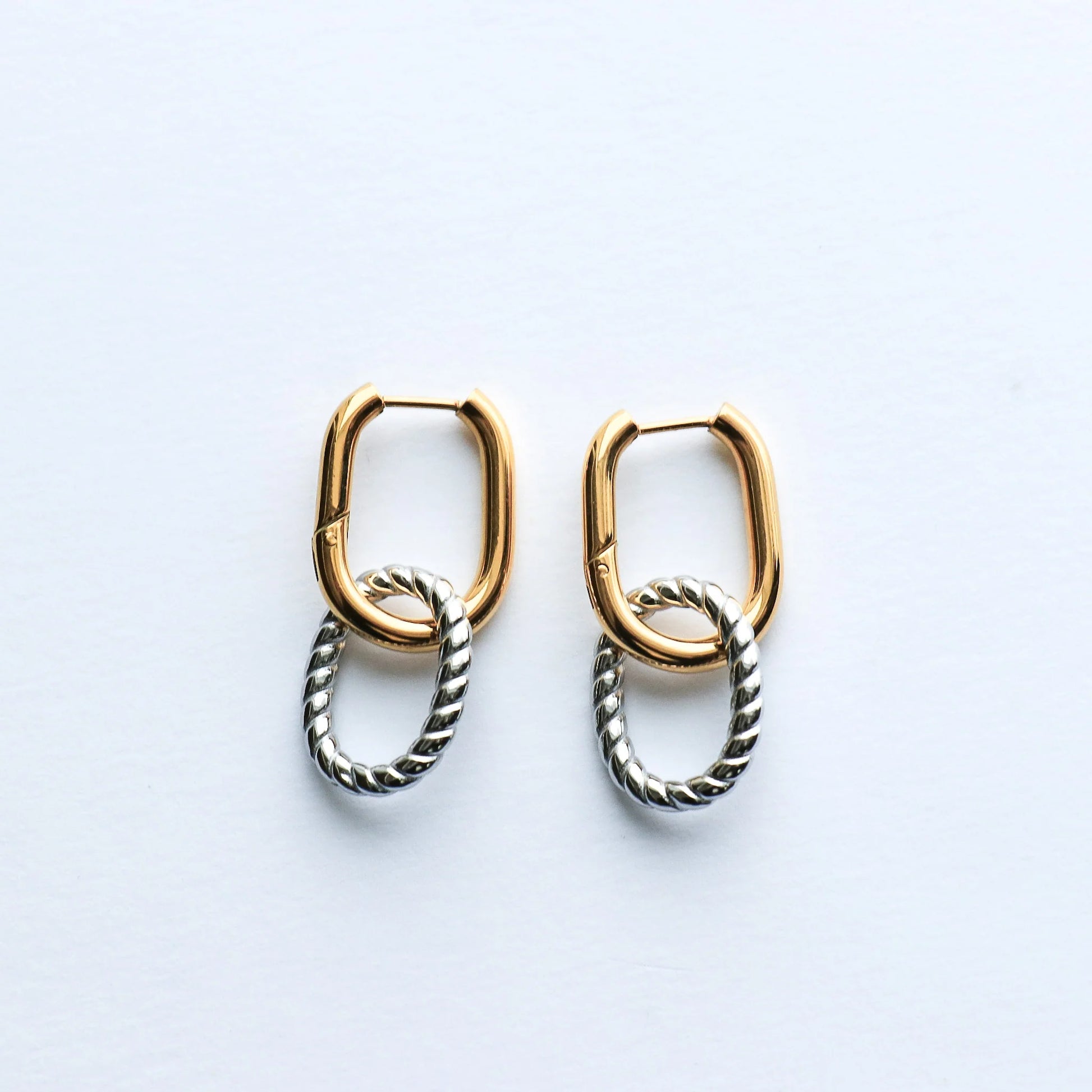 ZYNKI TWO TONE DROP EARRINGS - MULTI