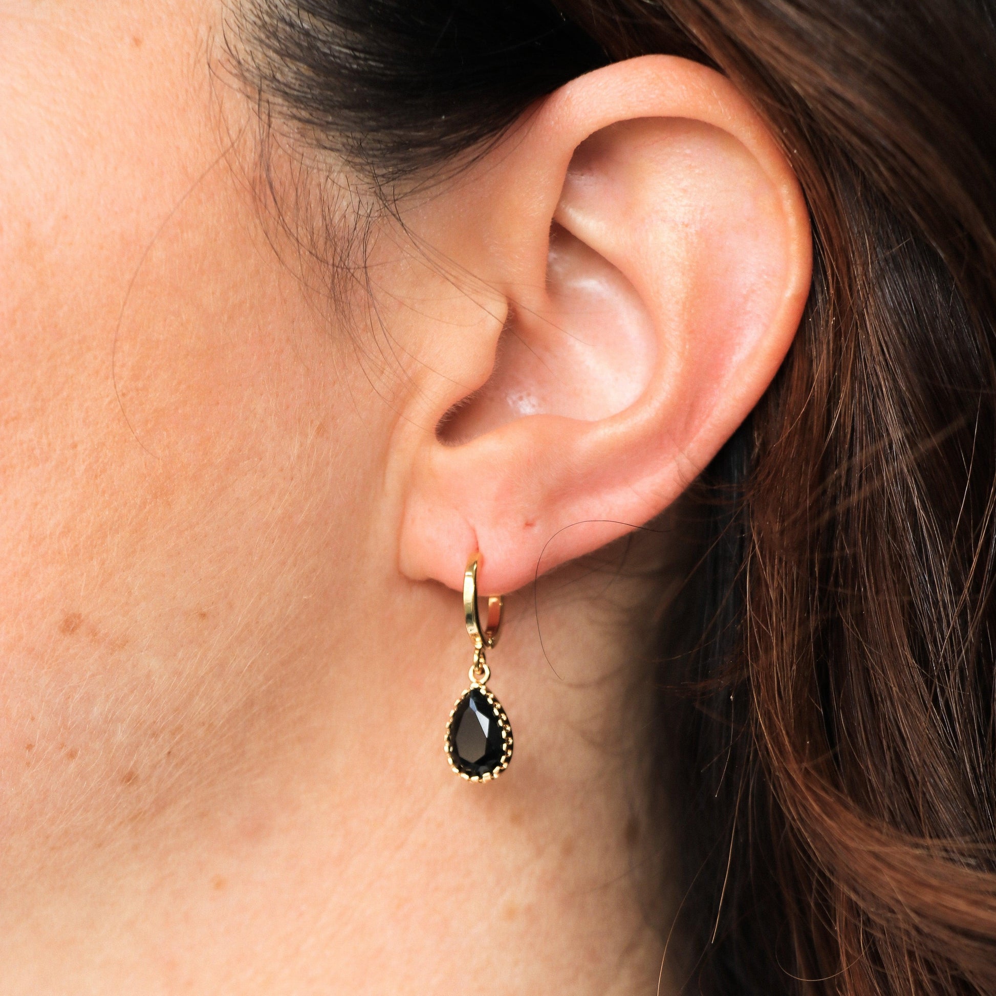 DIPO PENDANT EARRINGS - BLACK