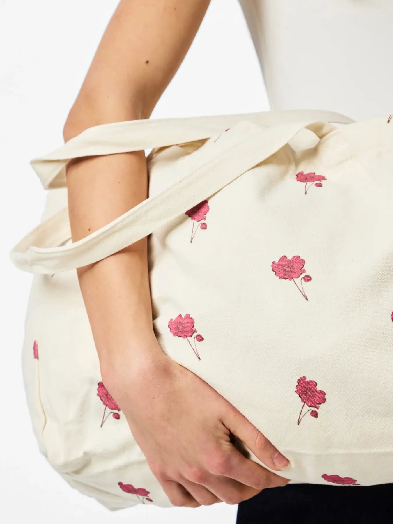 PIECES PRINTED TOTE BAG - CLOUD DANCER FLOWER