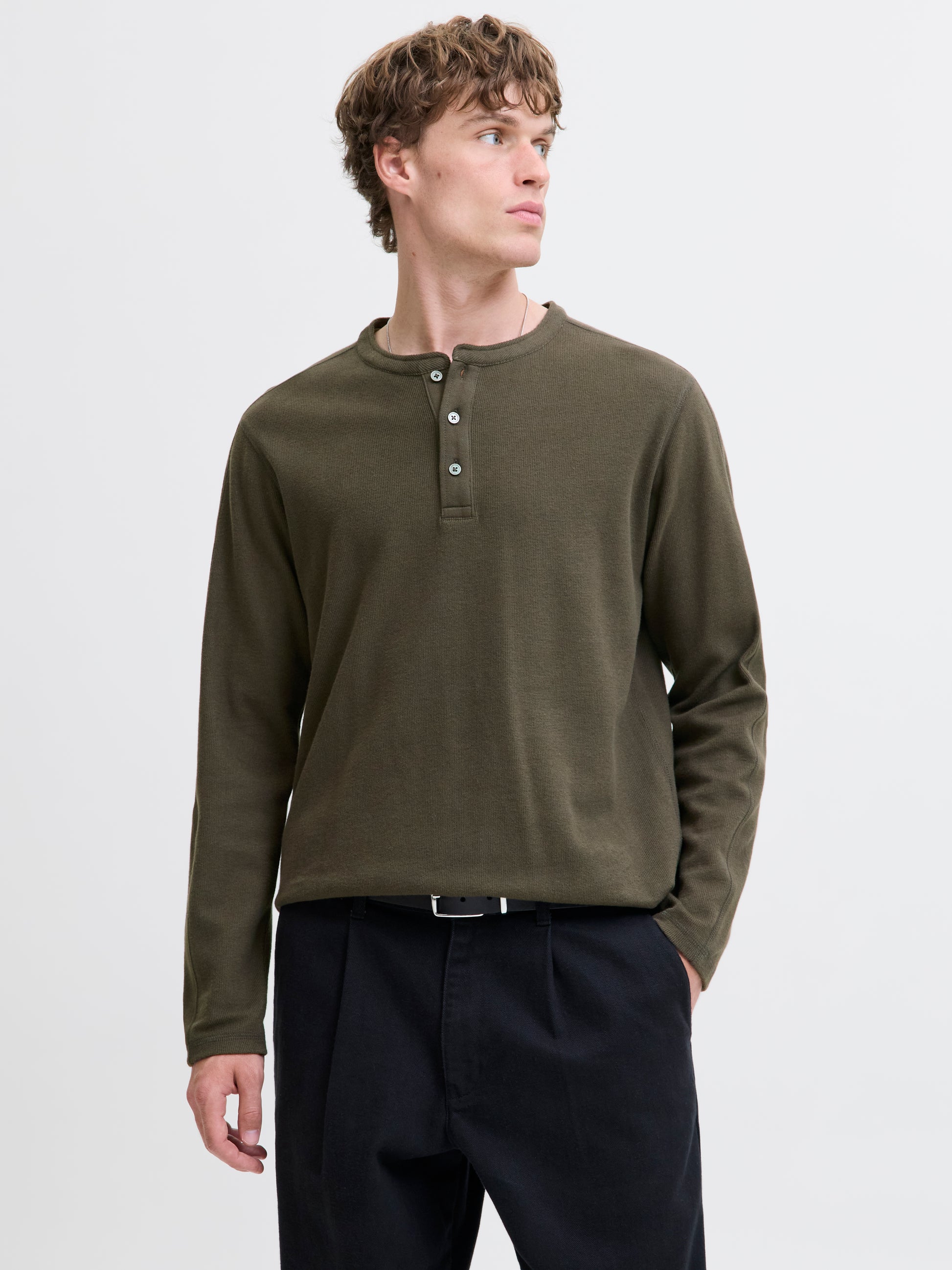 JJ TYRELL LS HENLEY - BLACK OLIVE