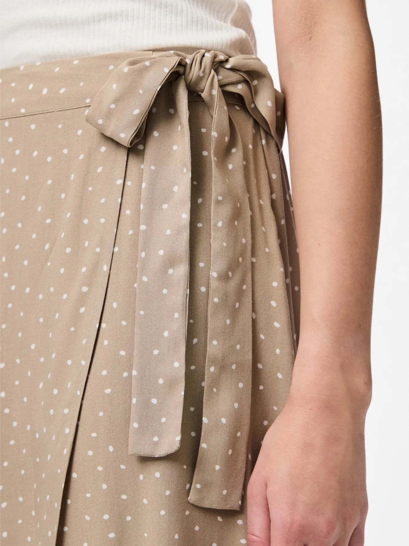 PIECES TALA PRINTED MIDI WRAP SKIRT - CROCKERY