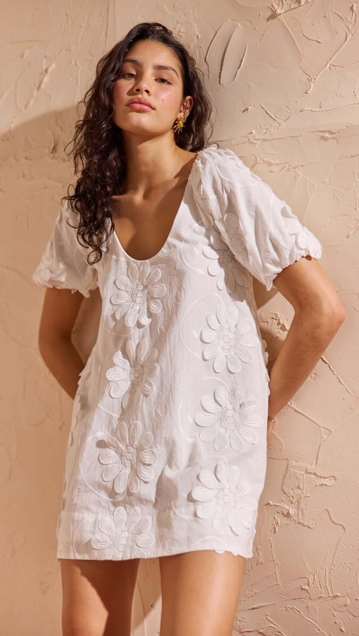 MP ALESSIA SMOCK MINI DRESS - WHITE