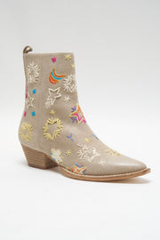 FREE PEOPLE BOWERS EMBROIDERED BOOT - STONE