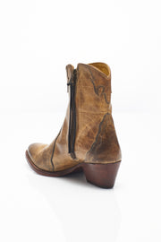 FREE PEOPLE NEW FRONTIER WESTERN BOOT - DISTRESSED TAN