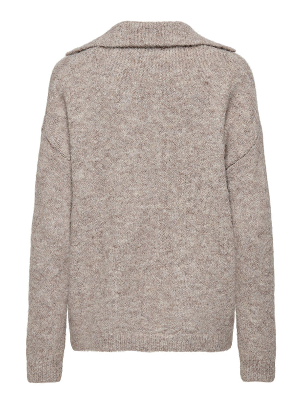 MAGGIE SPLIT NECK PULLOVER - MALT