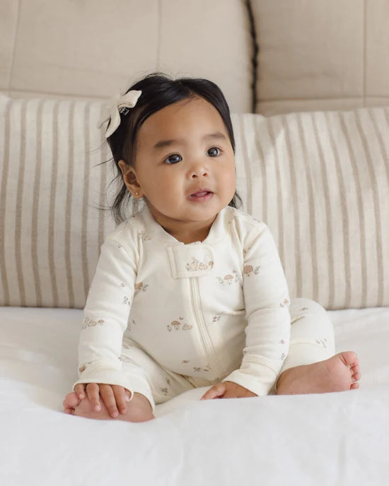 QUINCY MAE ZIP LONG SLEEVE SLEEPER - BUNNIES