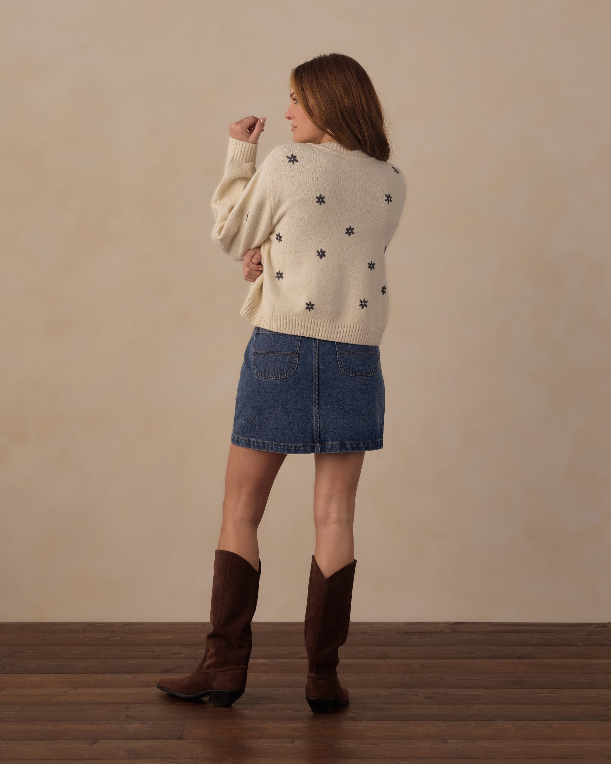 RYLEE + CRU CHEYENNE CARDIGAN - MIDNIGHT DAISIES