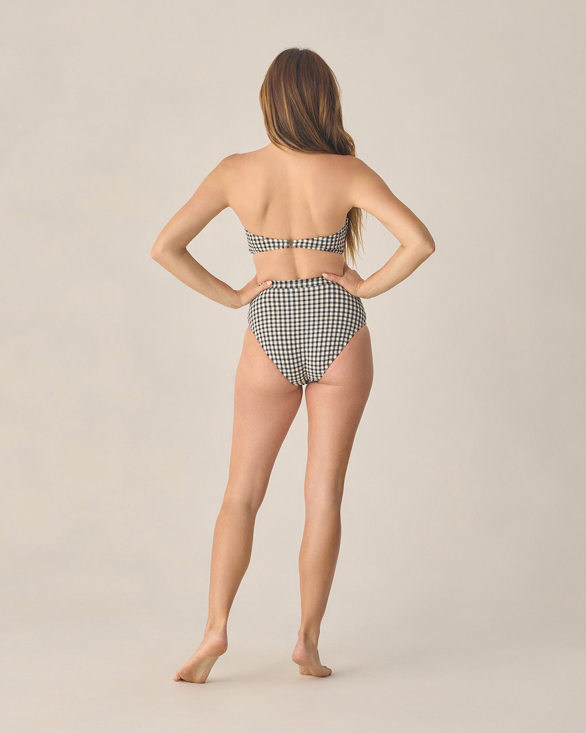 RYLEE + CRU KNOTTED BANDEAU BIKINI TOP - BLACK