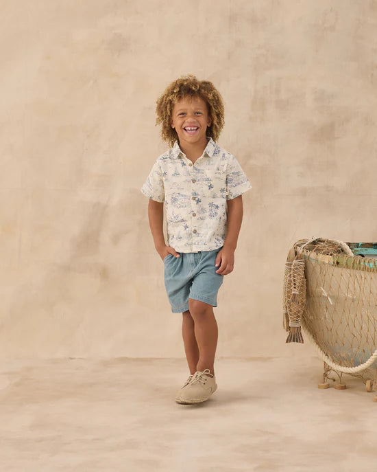 RYLEE + CRU COLLARED SHORT SLEEVE SHIRT - OCEAN TOILLE