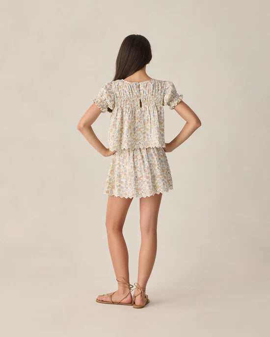 RYLEE + CRU TEEN SMOCKED V SKIRT - BLOOM