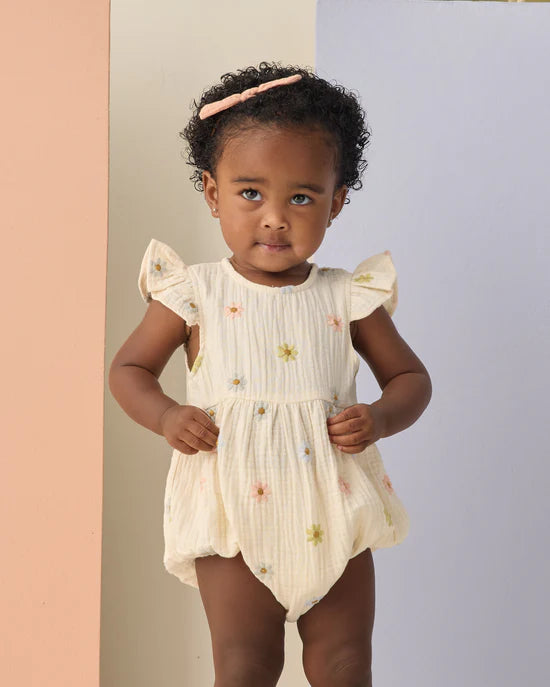 RYLEE + CRU AMELIA ROMPER - EMBROIDERED DAISIES