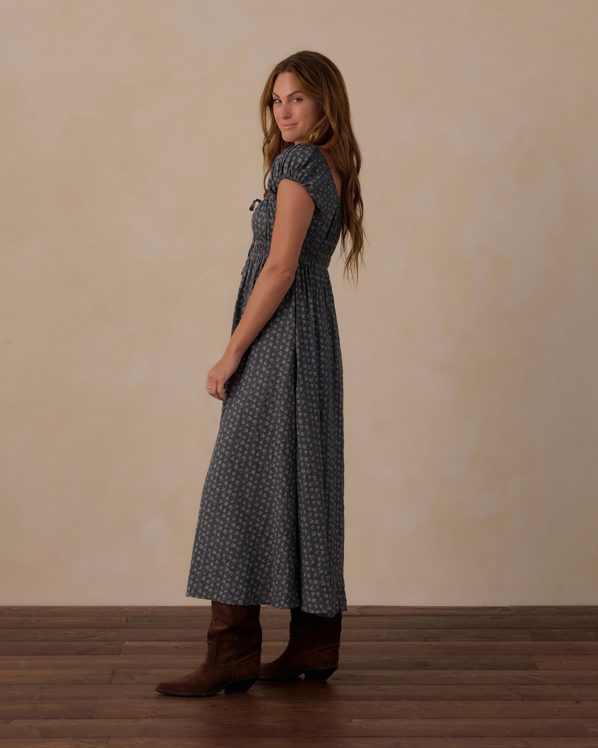 RYLEE + CRU JOYA MIDI DRESS - HEART DITSY