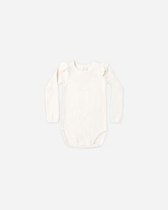 RYLEE + CRU SHOULDER RUFFLE BODYSUIT - NATURAL
