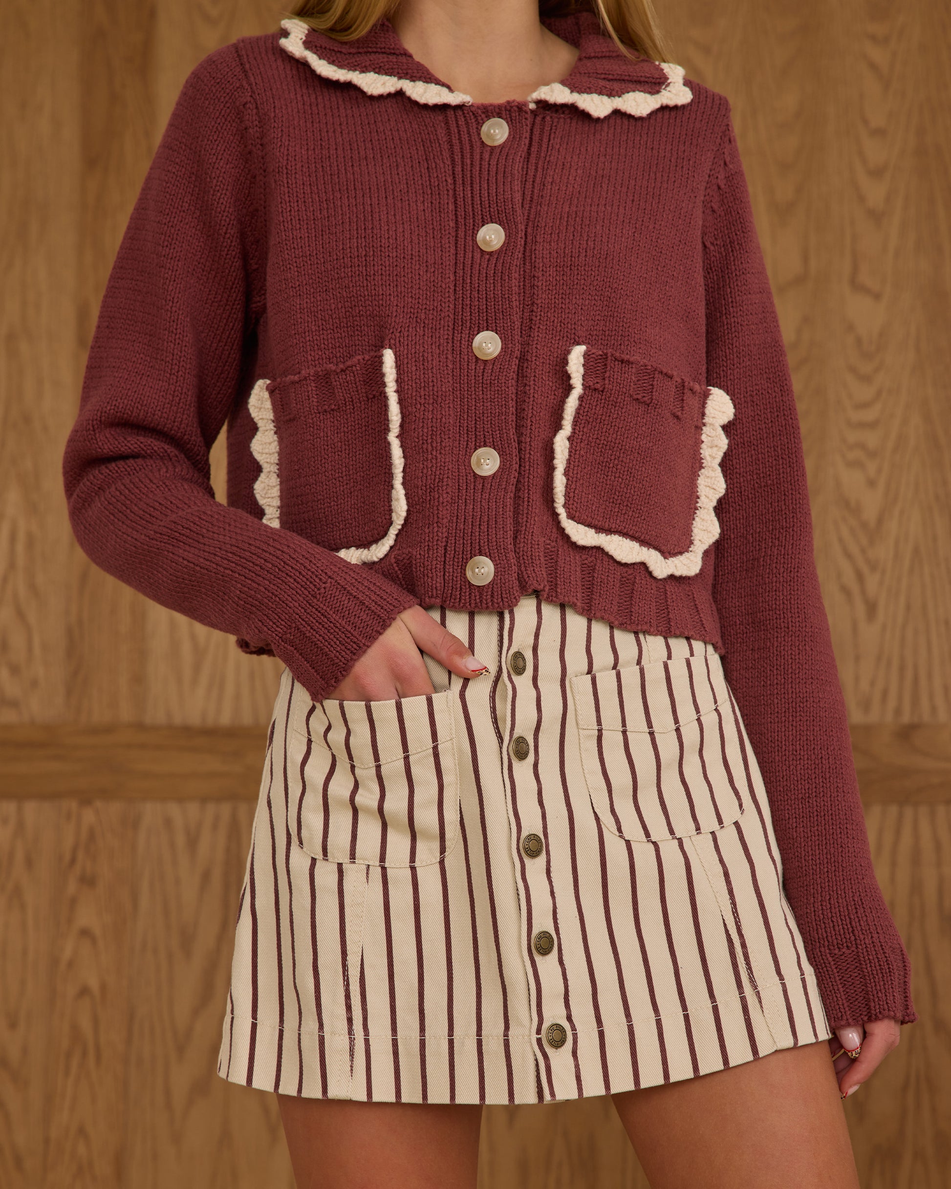 RYLEE + CRU TEEN DENVER MINI SKIRT - BURGUNDY STRIPE