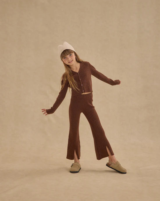 RYLEE + CRU LONG SLEEVE KNIT BUTTON TOP - BROWN