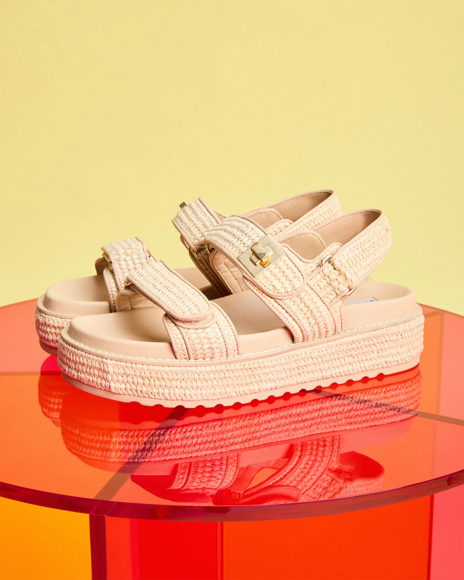 STEVE MADDEN BIG MONA PLATFORM SANDAL - NATURAL RAFFIA