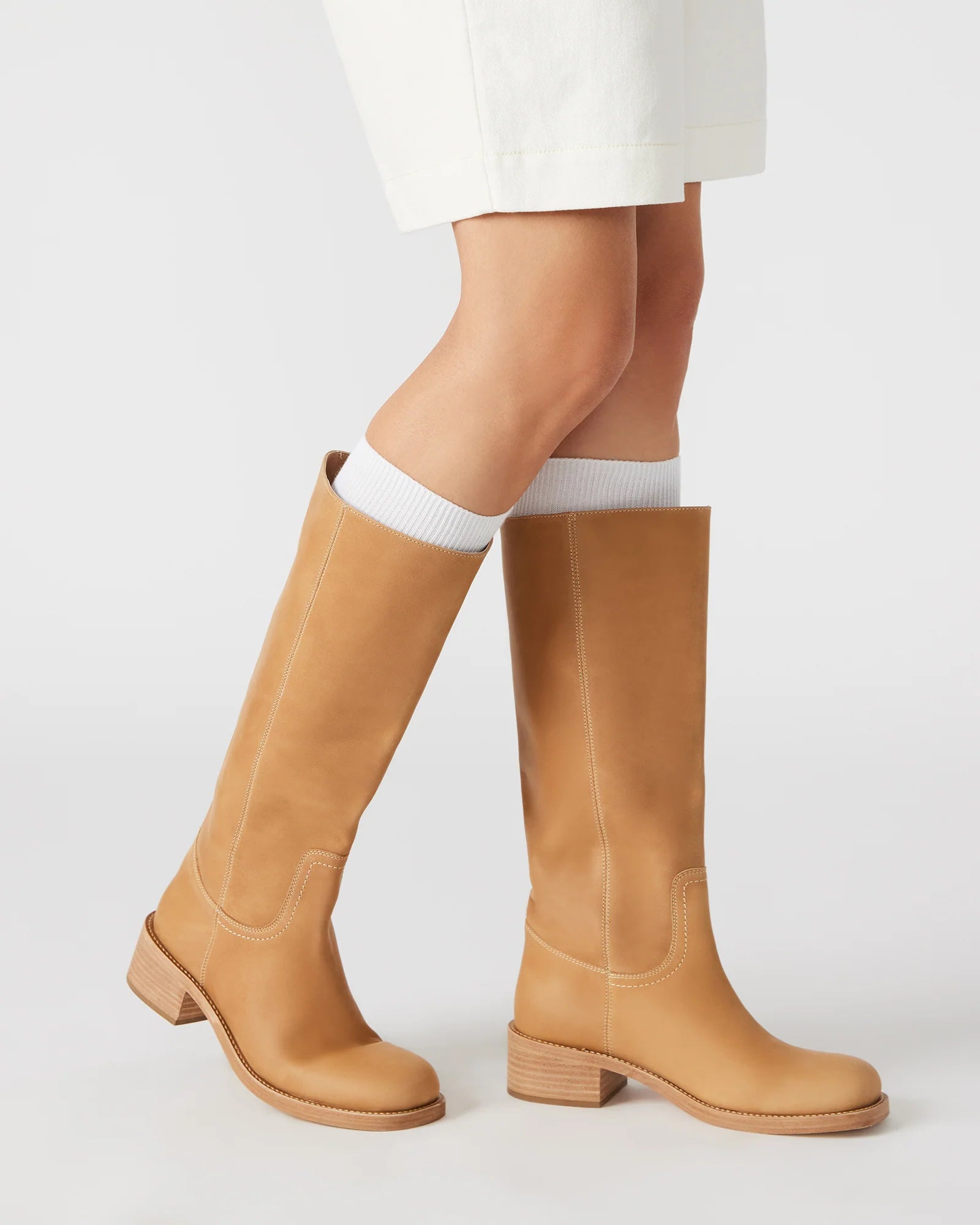 STEVE MADDEN RIGGSS LEATHER BOOT - TAN