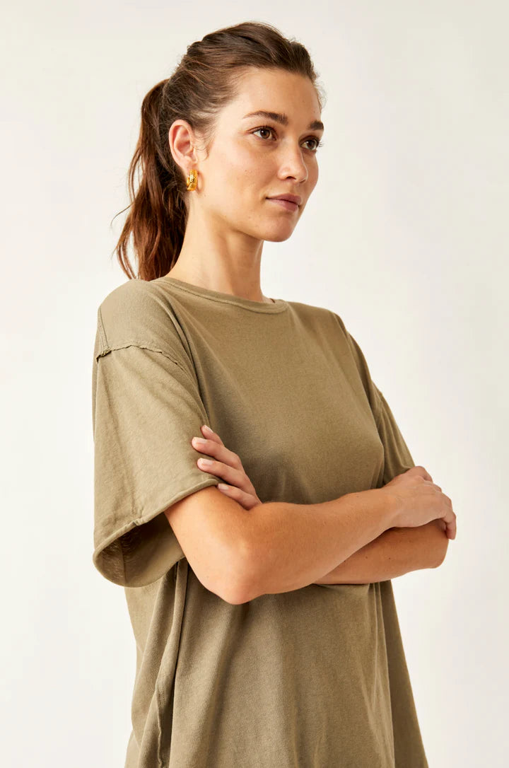 FREE PEOPLE NINA TEE - OLIVE STONE