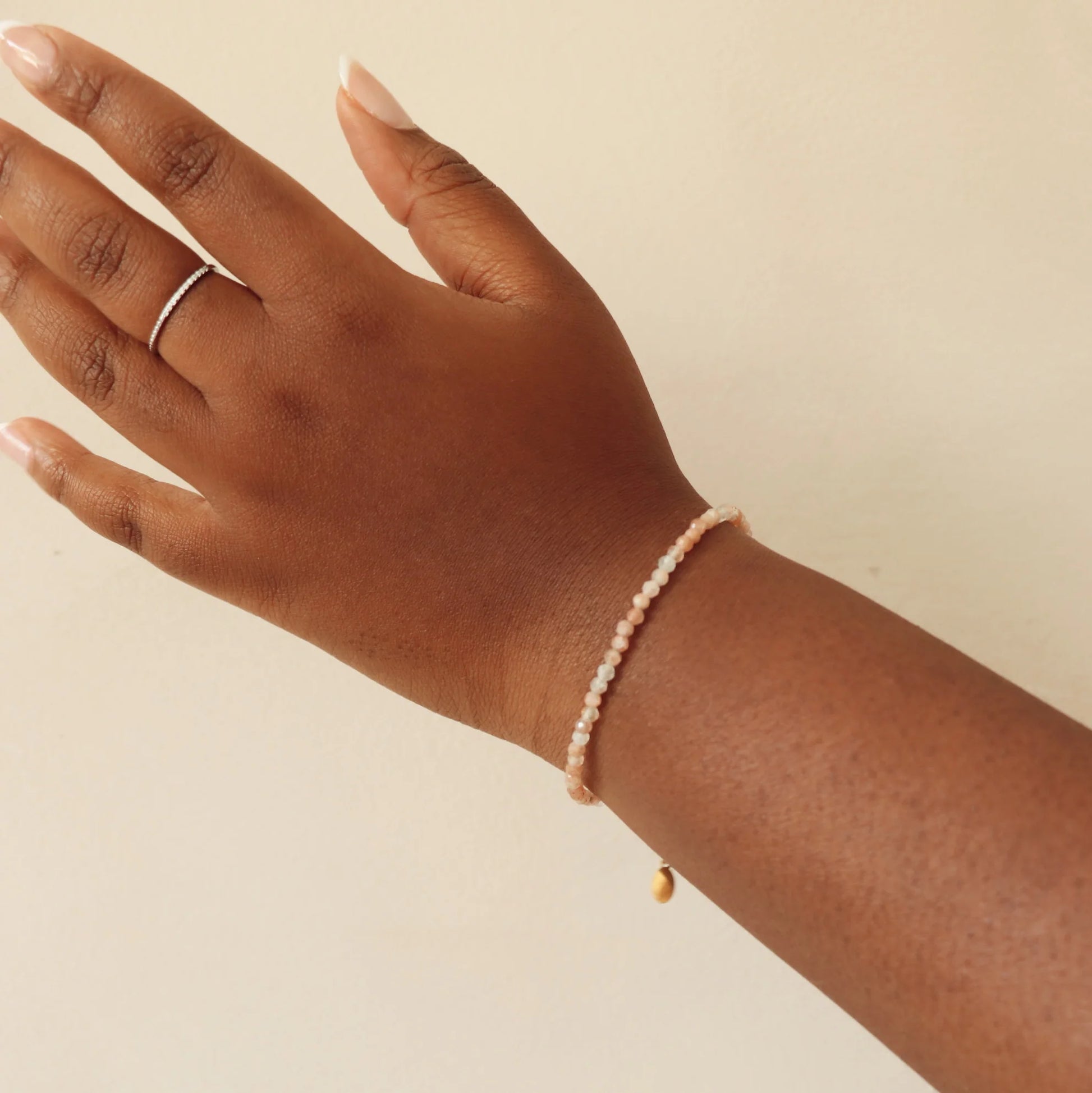 THE WILYA BRACELET - SUNSTONE