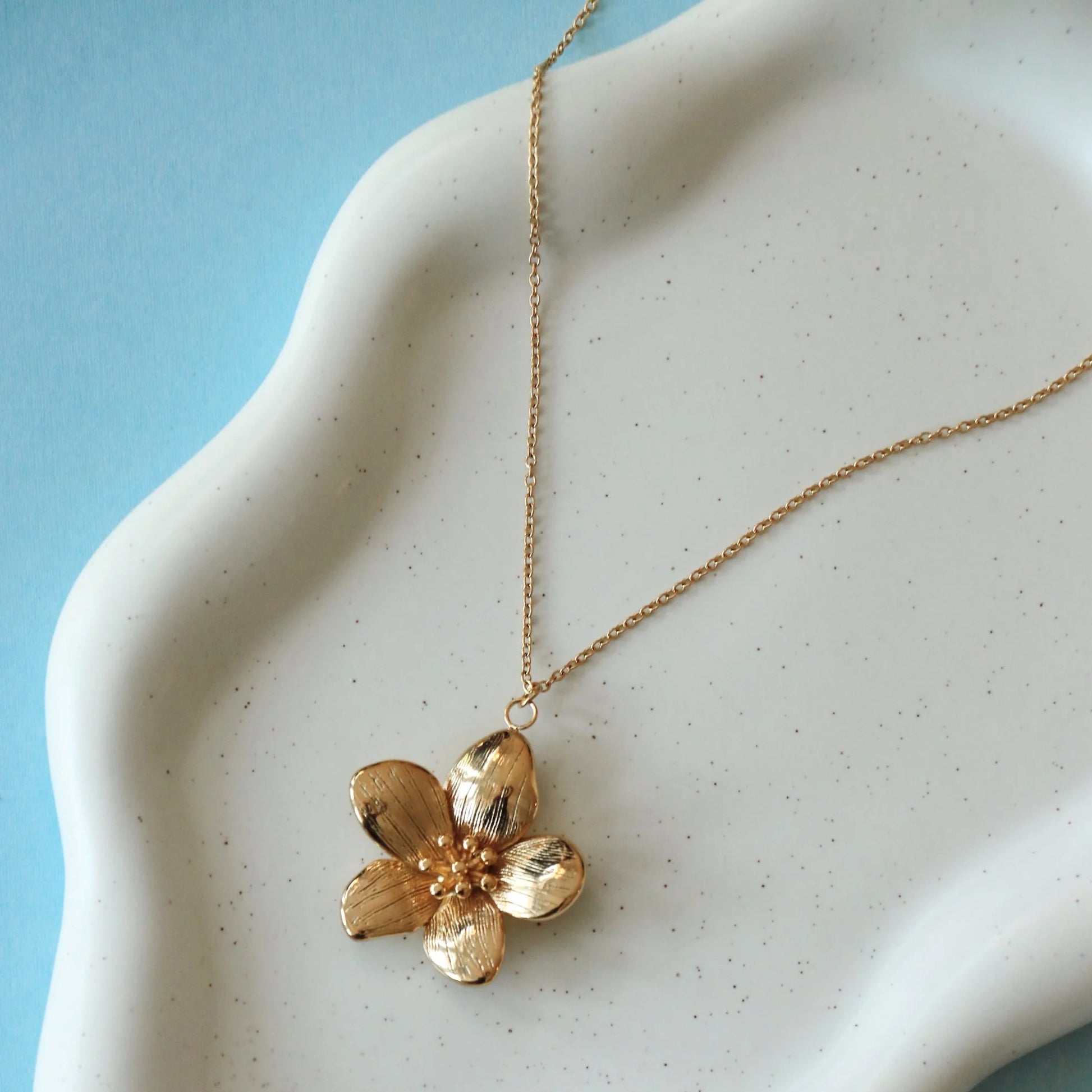 AUBEO PENDANT NECKLACE - GOLD