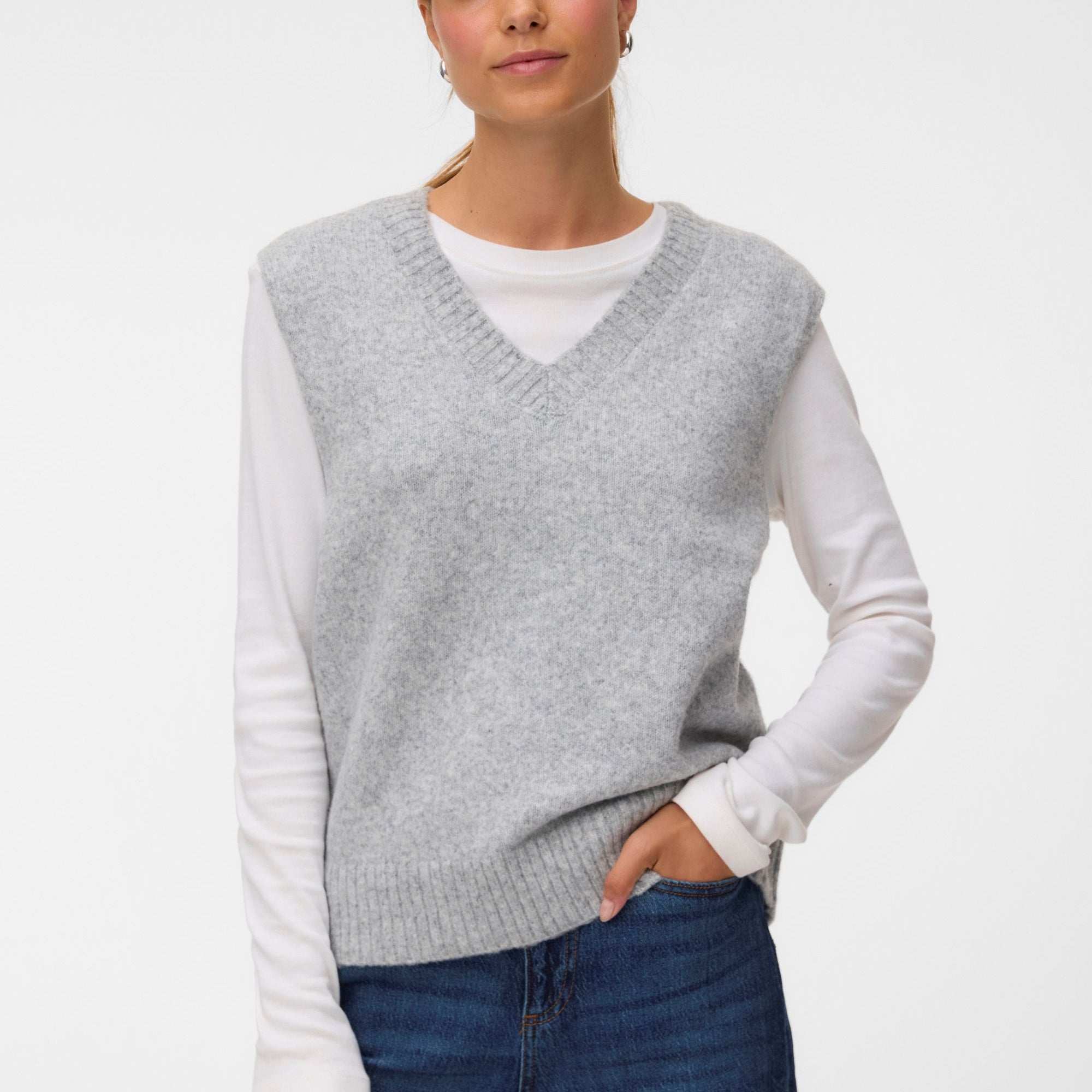 VM BOOM V NECK VEST - LIGHT GREY MELANGE