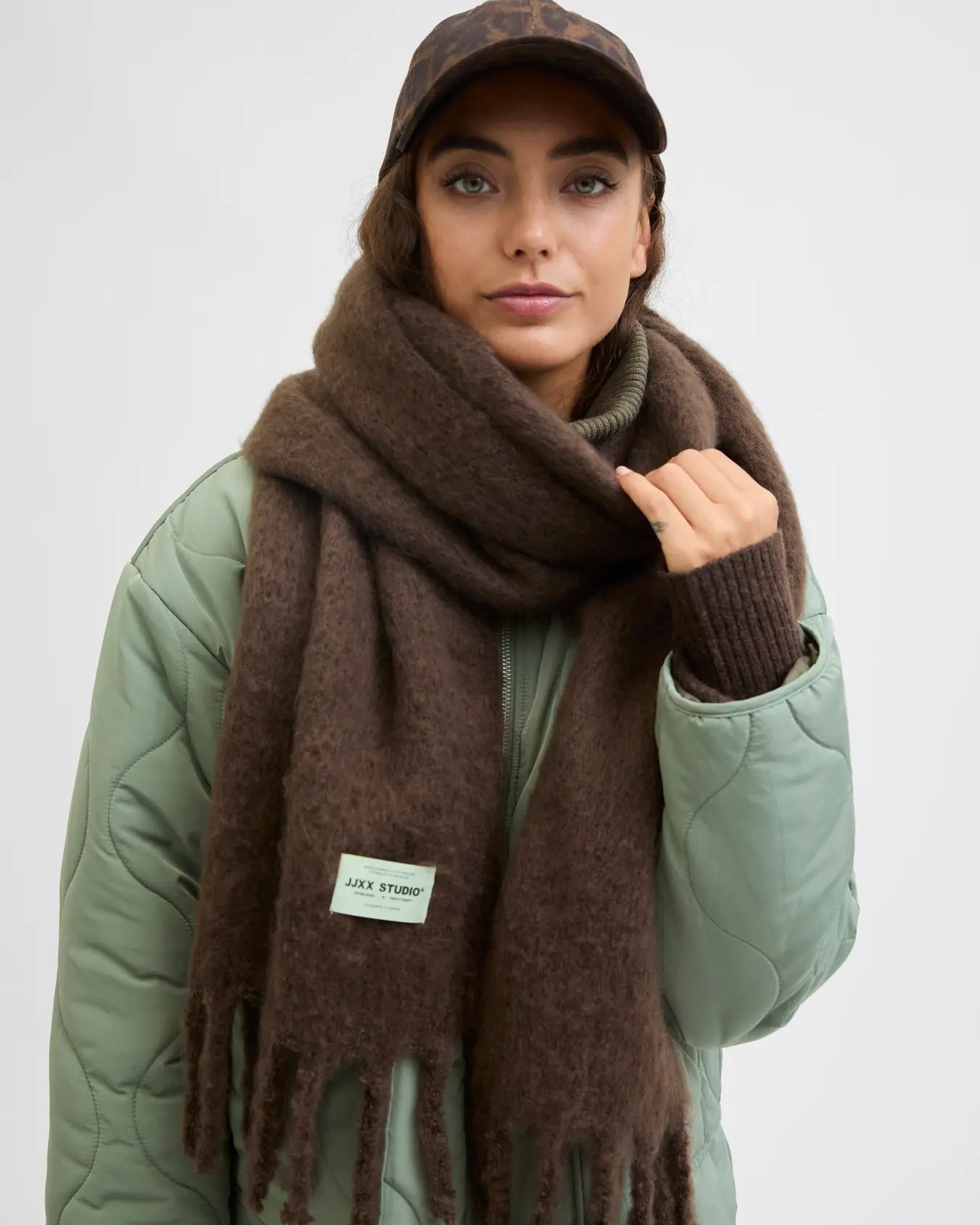 トップス Funk THUG CLUB】TC Angels Crystal Embellished Hooded Zip-Up (Thug