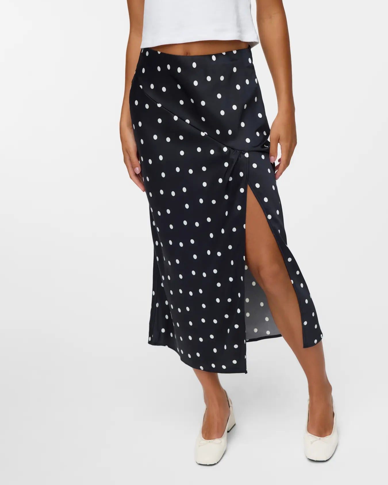 VM KIMA SLIT MIDI SKIRT - BLACK DOTS